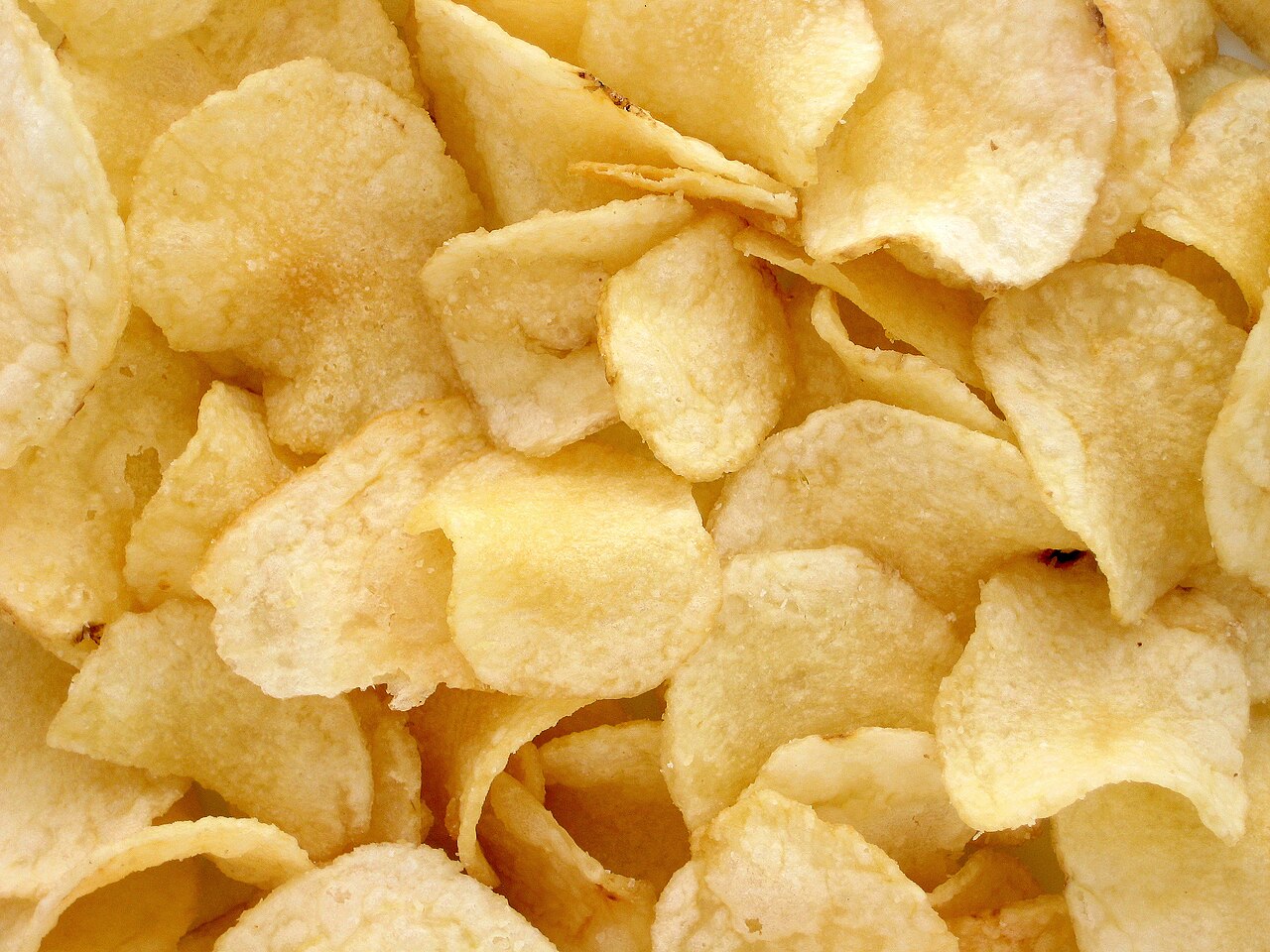 Lay's Classic Potato Chips 8oz